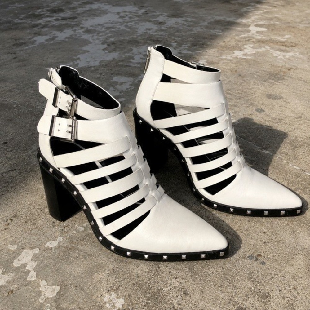 Charles by Charles David Diesel Studded Caged Ankle Booties Womens 7 White